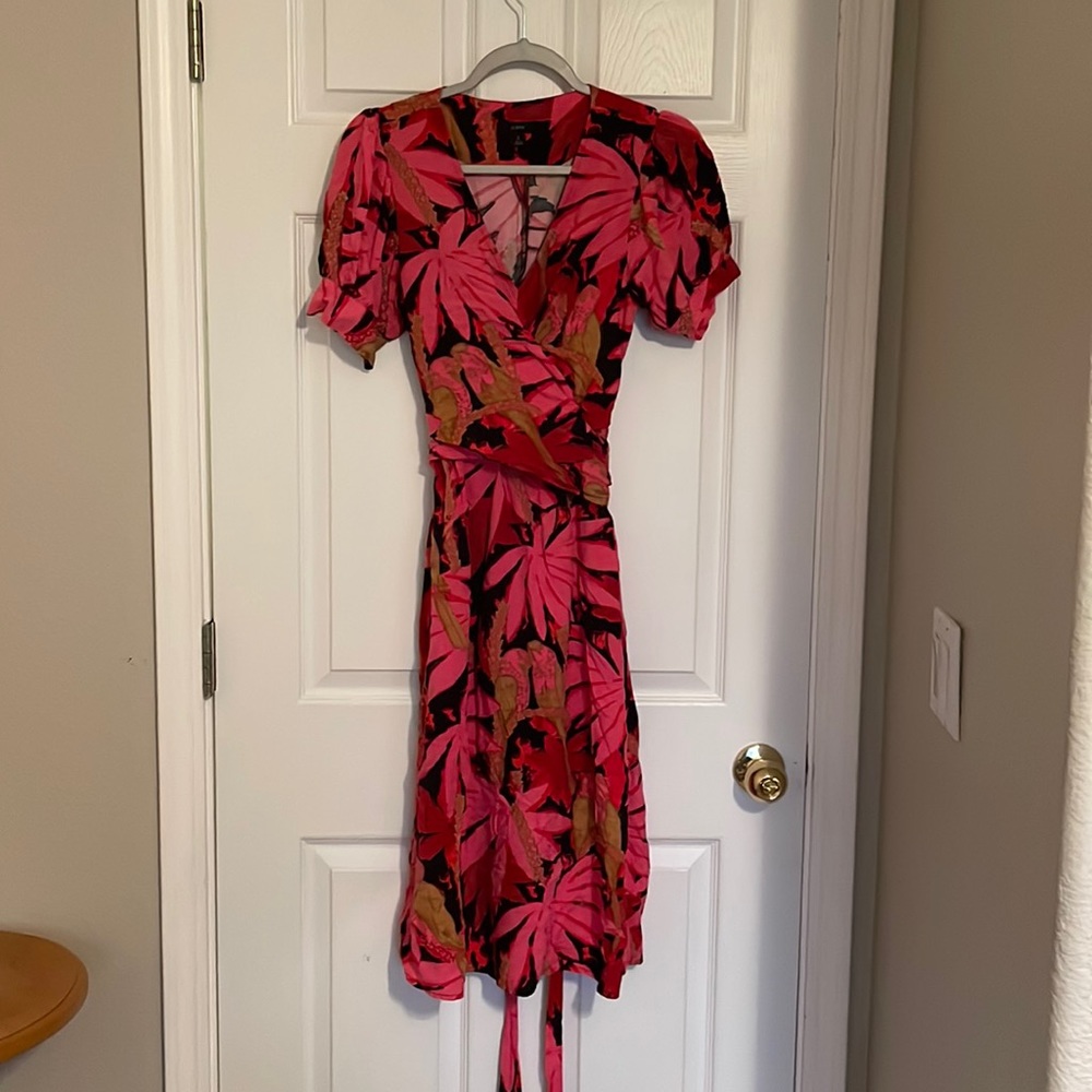 Beautiful Jcrew size 2 wrap dress